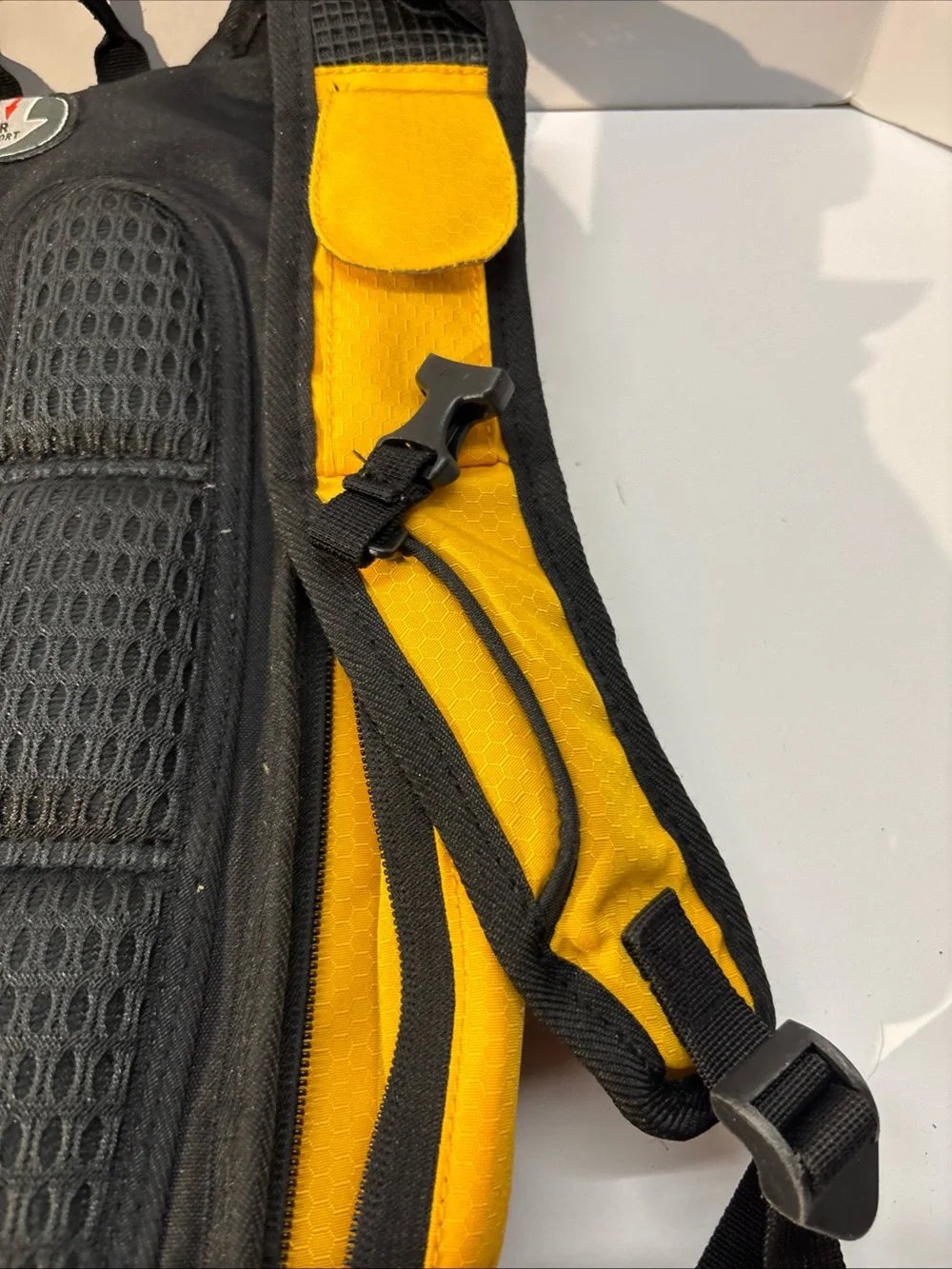 SwissGear unisex Yellow and Black Compact Daypack Backpack.